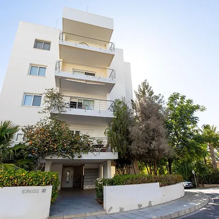 Cosy At Lykavitos * Nikozja